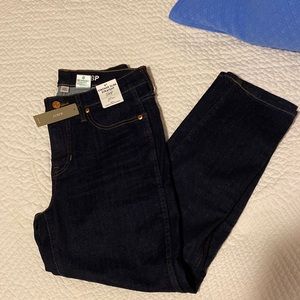 J.Crew 9” vintage, slim, straight, 28P with perfecting pockets